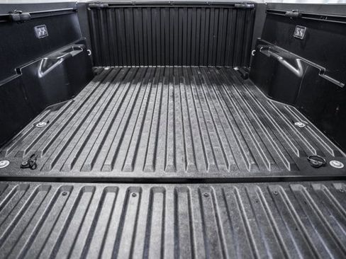 Used 2024 Toyota Tacoma TRD Sport image 9