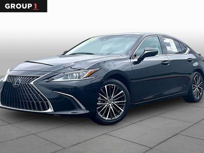 Used 2024 Lexus ES 300h w/ Premium Package