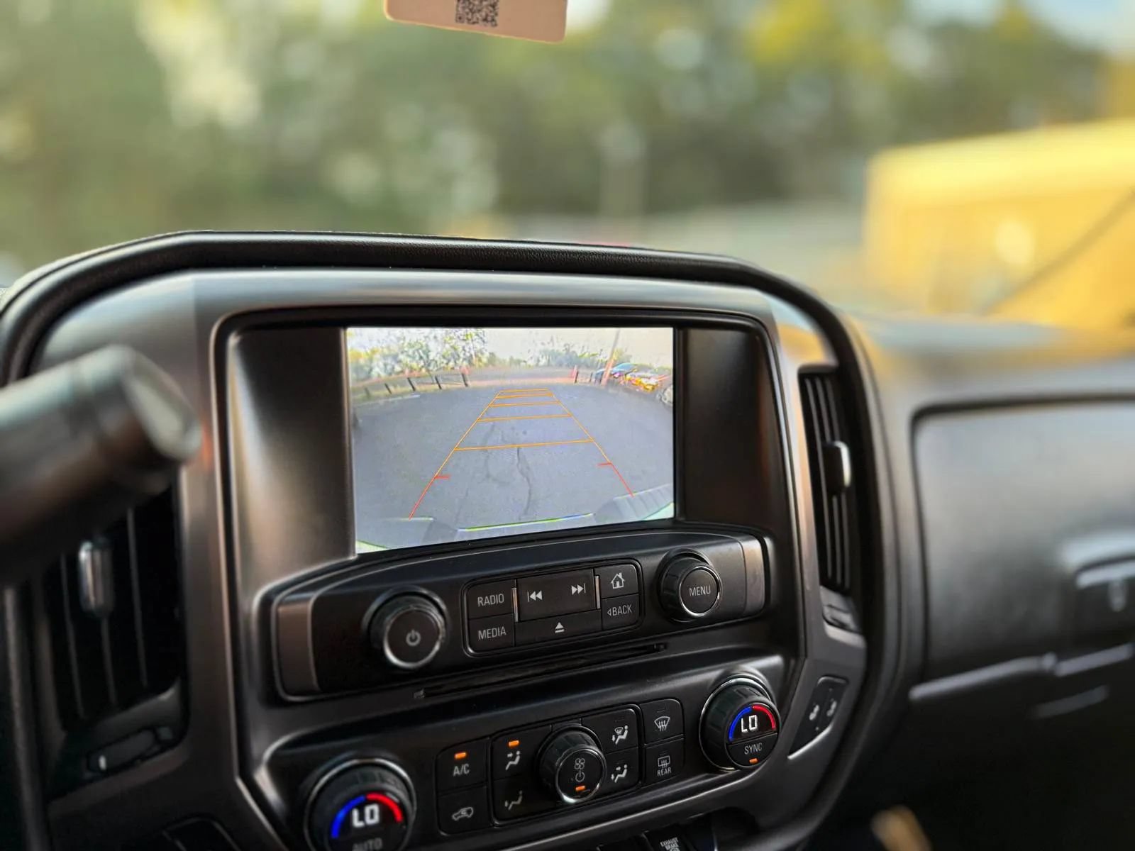 Used 2015 GMC Sierra 2500 SLE AWD/4WD image 17