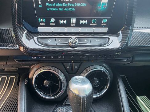 Used 2017 Chevrolet Camaro SS RWD image 24