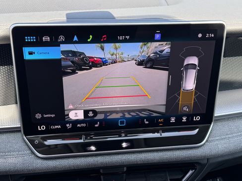 Certified 2025 Volkswagen Tiguan S FWD image 25