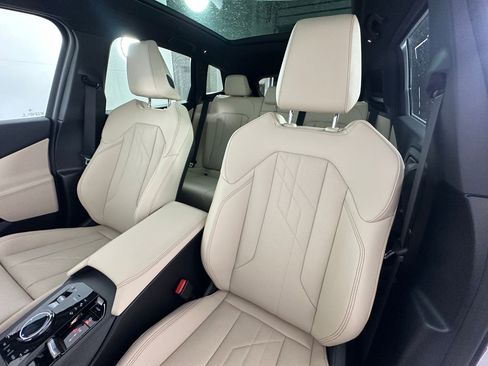 Used 2026 BMW X3 xDrive30 w/ Convenience Package image 22