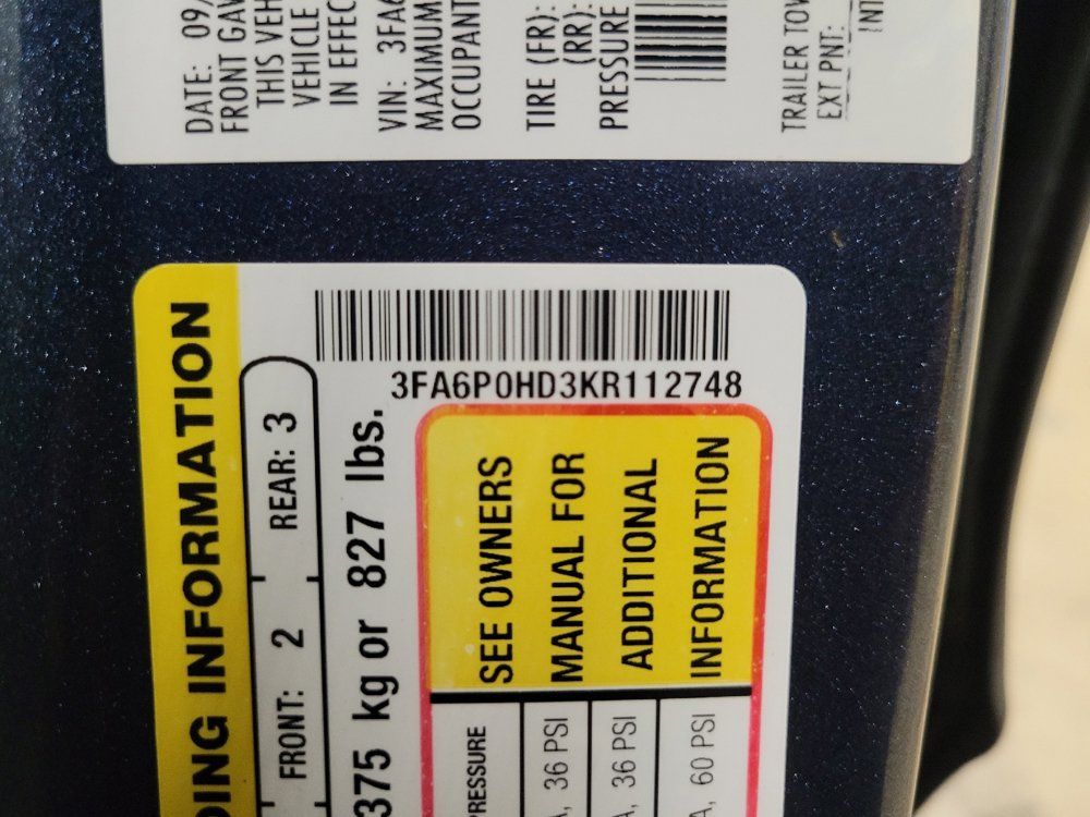 Used 2019 Ford Fusion SE FWD image 33