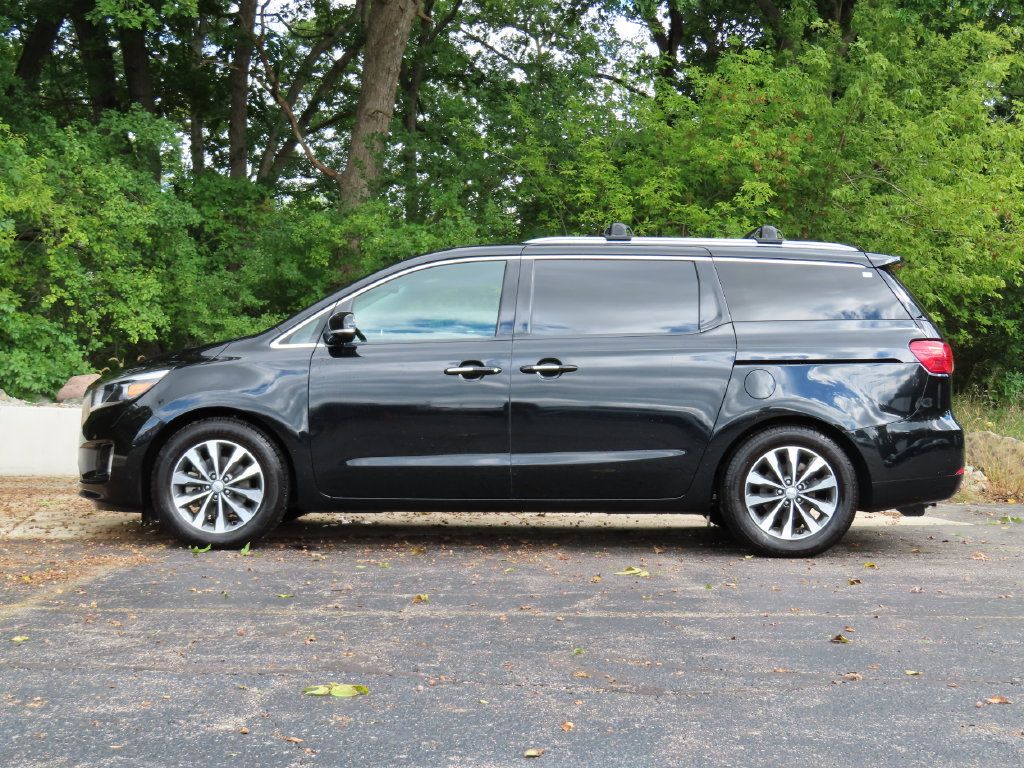 Used 2016 Kia Sedona SX FWD image 8