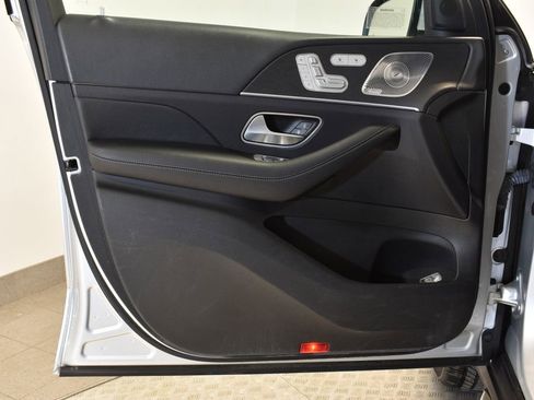 Used 2020 Mercedes-Benz GLE 350 4MATIC image 9