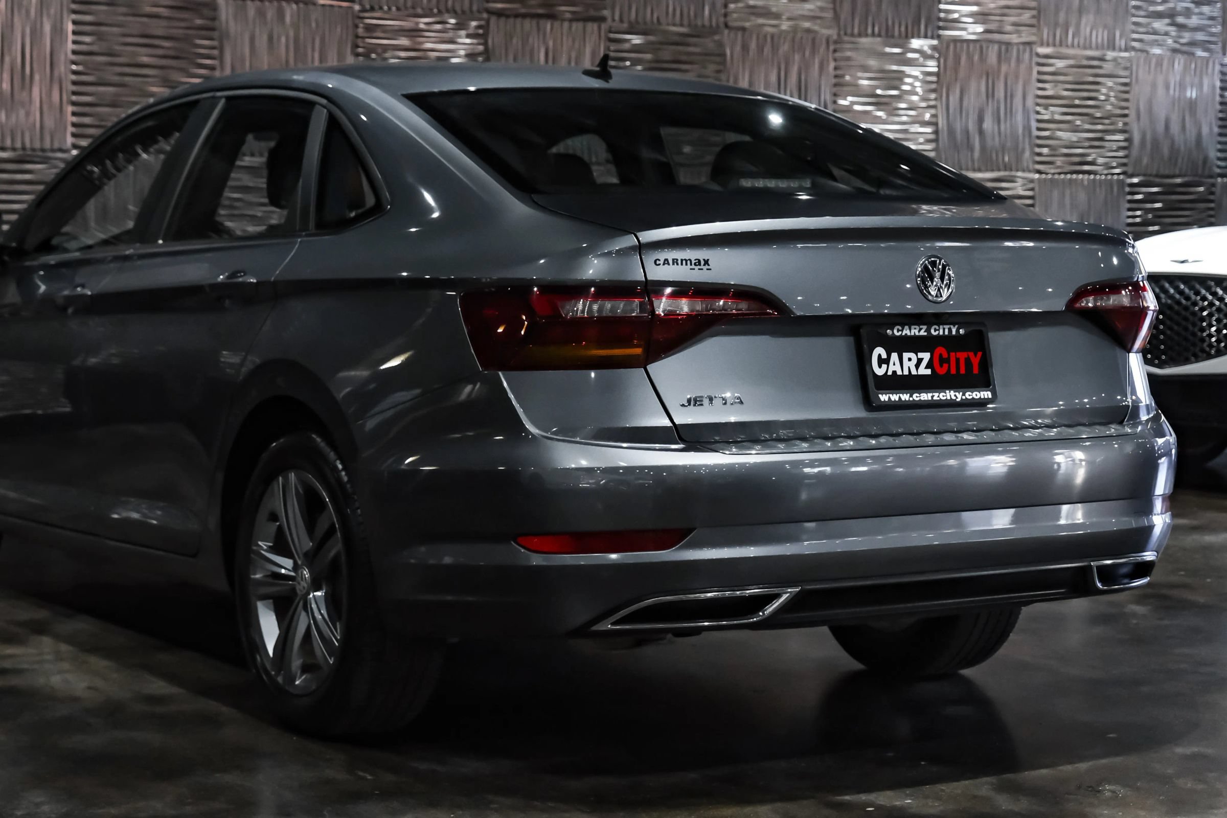 Used 2019 Volkswagen Jetta R-Line FWD image 14