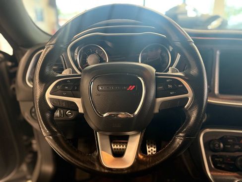 Used 2017 Dodge Challenger GT w/ Driver Convenience Group AWD/4WD image 17