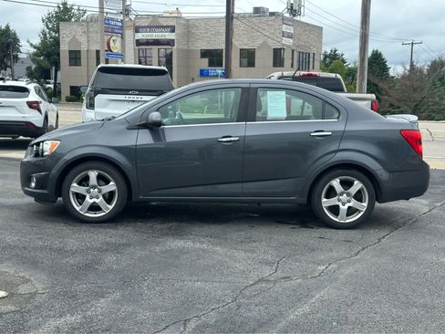 Used 2013 Chevrolet Sonic LTZ FWD image 4