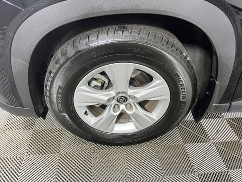 Used 2025 Toyota Grand Highlander FWD image 31