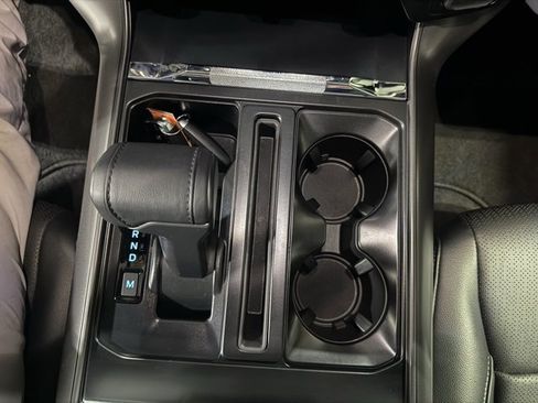 Used 2025 Ford F150 Lariat image 23