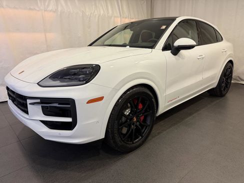 New 2026 Porsche Cayenne S image 1