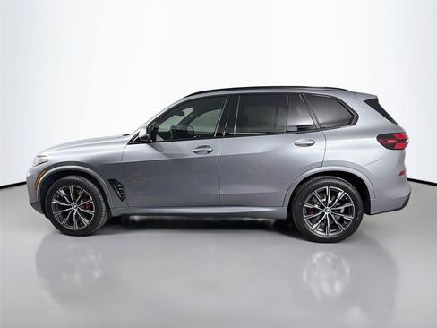 New 2026 BMW X5 xDrive40i w/ M Sport Package AWD/4WD image 8
