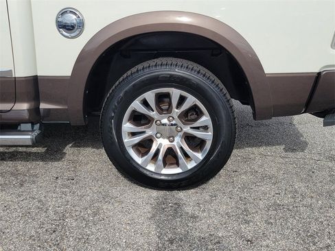 Used 2018 RAM 1500 Laramie Longhorn w/ Longhorn Southfork Package image 8