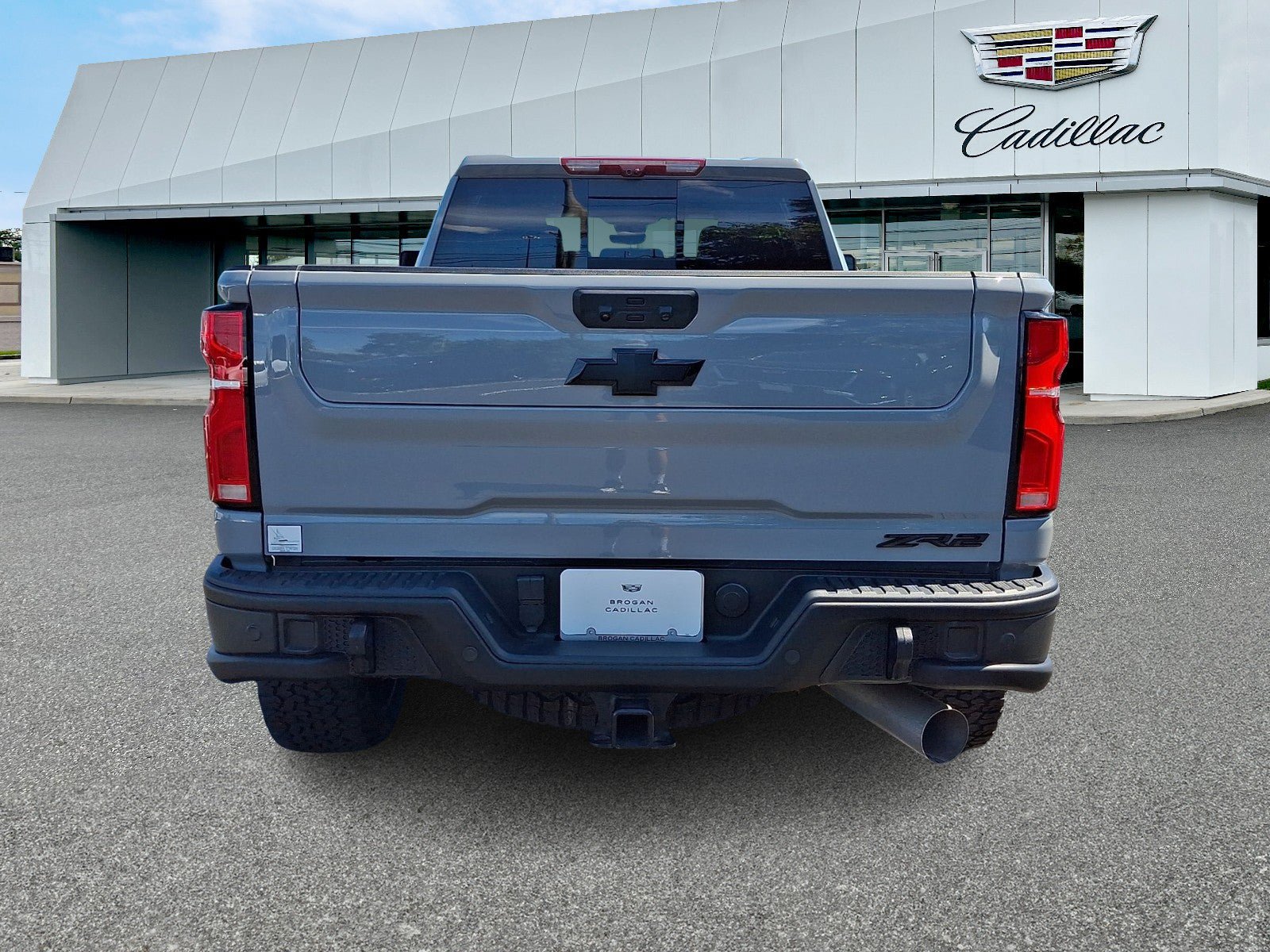 Used 2024 Chevrolet Silverado 2500 ZR2 w/ ZR2 Bison Edition AWD/4WD image 5