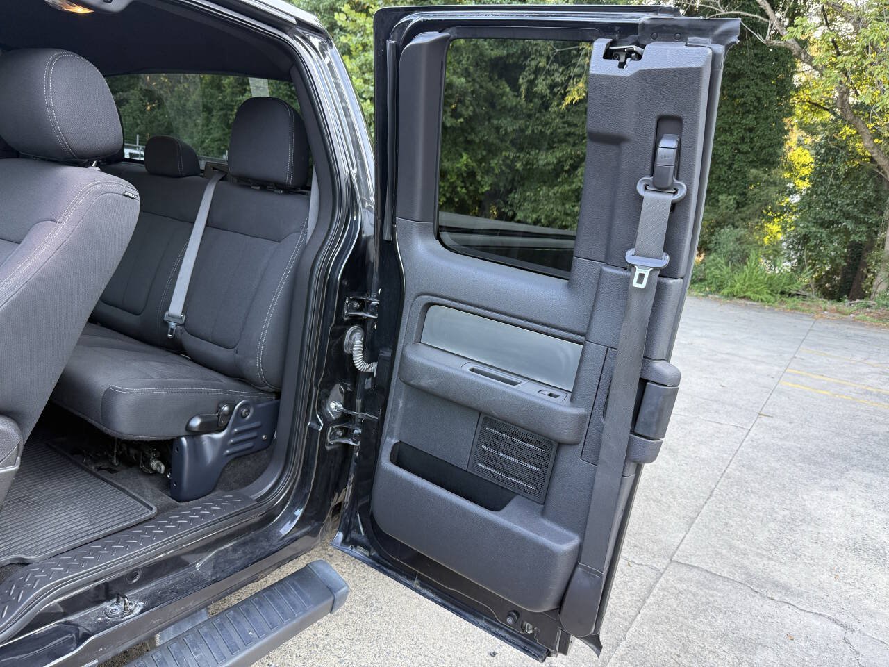 Used 2014 Ford F150 FX4 AWD/4WD image 38
