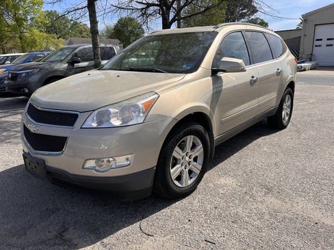 Used 2012 Chevrolet Traverse LT image 4