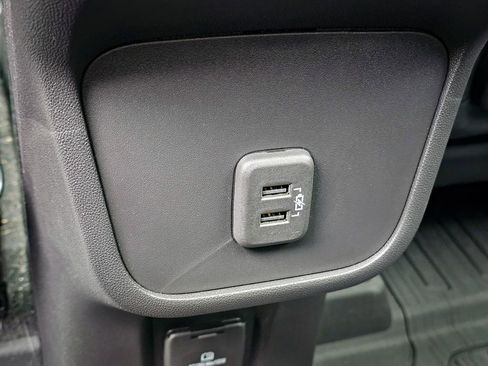 Certified 2022 GMC Terrain AT4 w/ Tech Package AWD/4WD image 34
