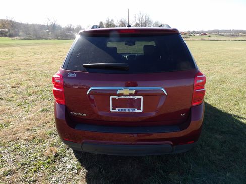 Used 2017 Chevrolet Equinox LT w/ Convenience Package image 8