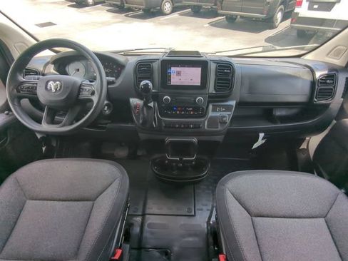 Used 2025 RAM ProMaster 2500 w/ Convenience Group FWD image 16