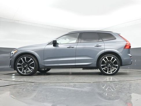 Used 2023 Volvo XC60 B5 Ultimate w/ Climate Package FWD image 43