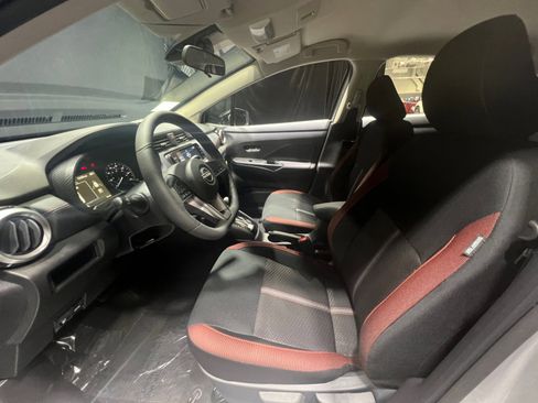 New 2025 Nissan Versa SR w/ Trunk Package image 32