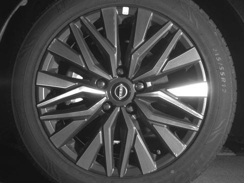 Used 2025 Nissan Altima 2.5 SV image 12