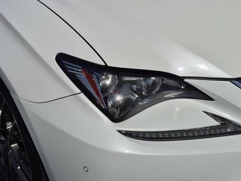 Used 2017 Lexus RC 200t F Sport RWD image 10