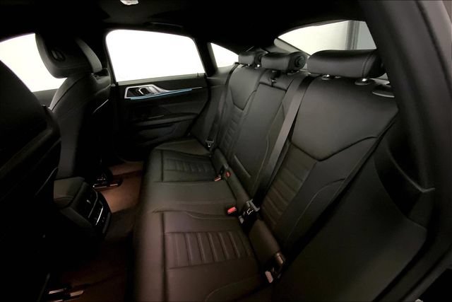 Used 2022 BMW i4 eDrive40 w/ M Sport Package RWD image 12