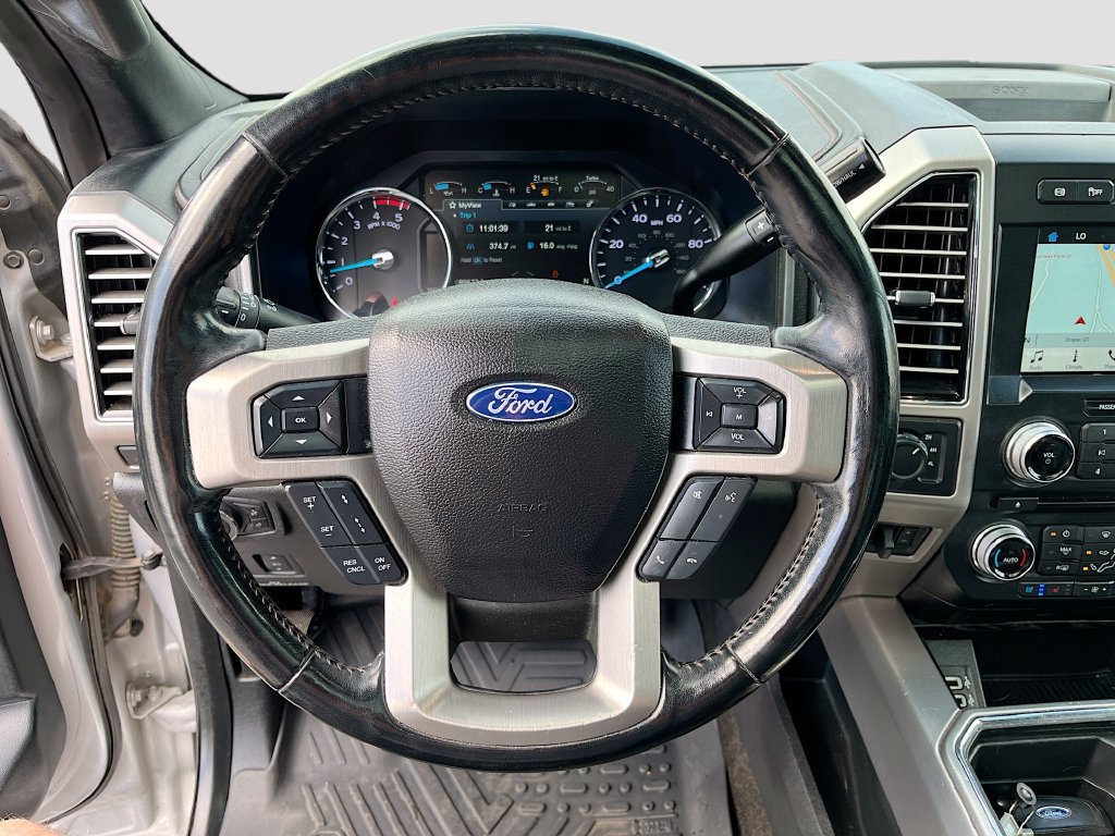 Used 2018 Ford F250 Platinum w/ Platinum Ultimate Package AWD/4WD image 11