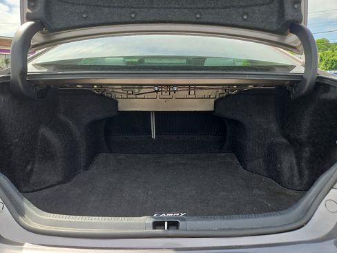 Used 2015 Toyota Camry LE FWD image 28