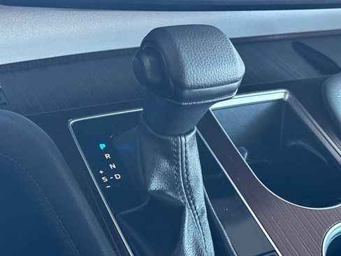 Used 2023 Toyota Sienna LE image 23