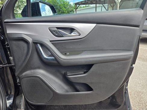 Used 2025 Chevrolet Blazer LT AWD/4WD image 27