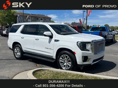 Used 2021 GMC Yukon Denali AWD/4WD image 3