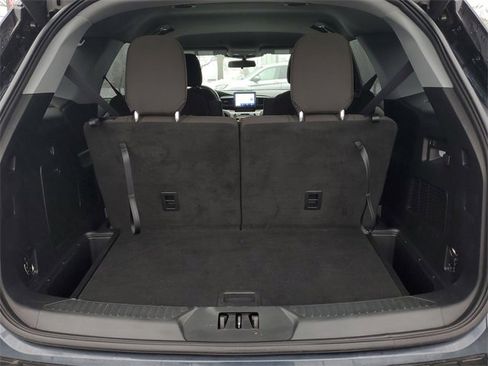 Certified 2023 Ford Explorer XLT image 8