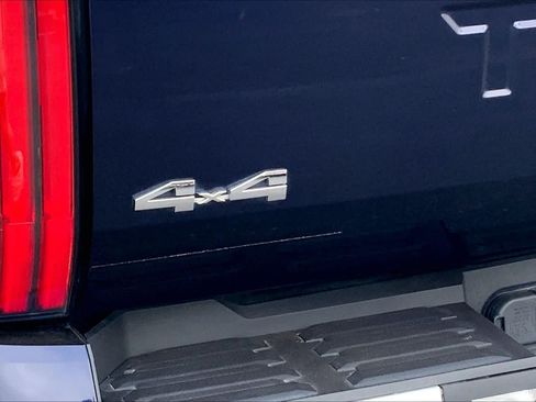 Used 2023 Toyota Tundra Limited AWD/4WD image 10