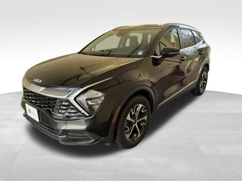 Used 2023 Kia Sportage EX AWD/4WD image 3
