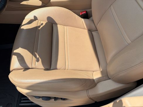 Certified 2022 Porsche Cayenne Platinum Edition AWD/4WD image 15