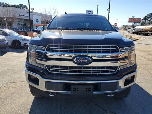 Used 2019 Ford F150 Lariat image 2