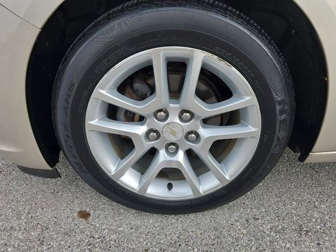 Used 2014 Chevrolet Malibu LT w/ Power Convenience Package image 11