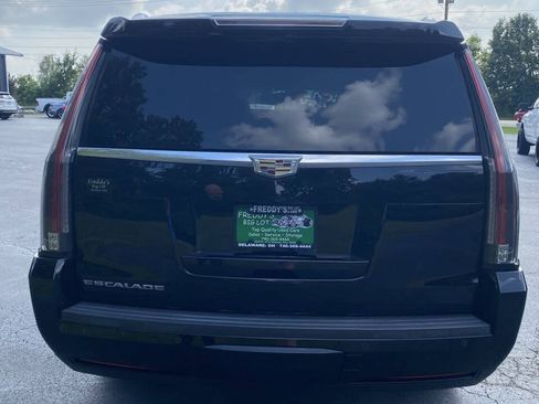 Used 2015 Cadillac Escalade ESV Premium AWD/4WD image 4