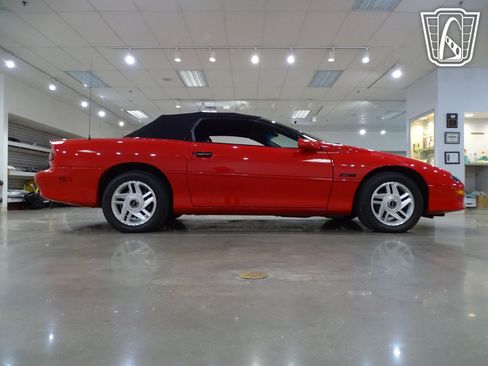 Used 1995 Chevrolet Camaro Z28 image 19