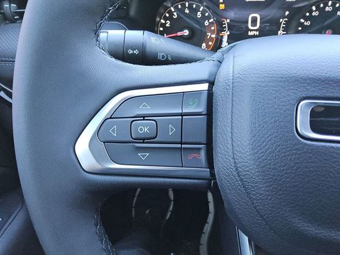 New 2026 Jeep Compass Latitude image 24