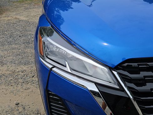 Used 2023 Nissan Kicks SV FWD image 10