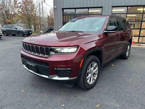 Certified 2022 Jeep Grand Cherokee L Limited image 6