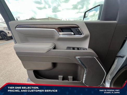 New 2026 GMC Sierra 1500 SLE RWD image 18