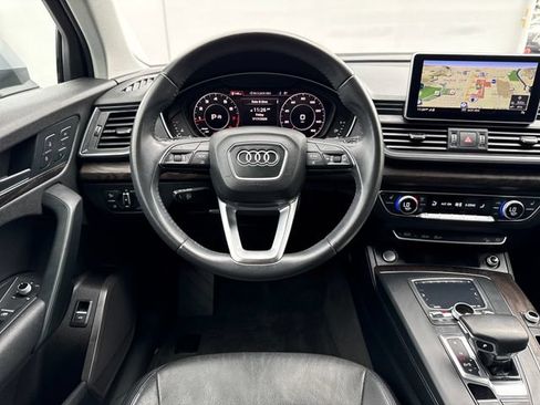 Used 2018 Audi Q5 2.0T Premium AWD/4WD image 18
