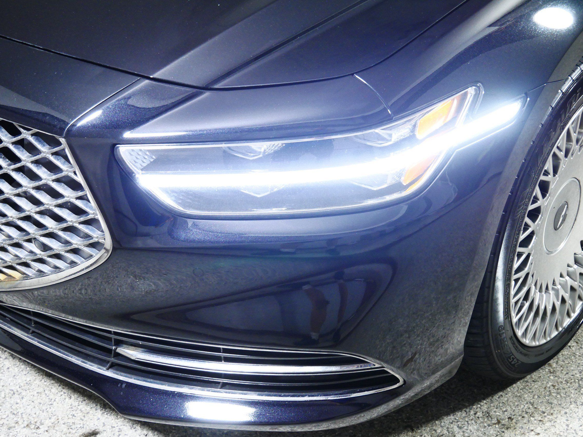 Used 2022 Genesis G90 3.3T Premium AWD/4WD image 16