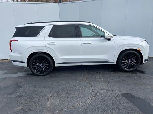 Used 2024 Hyundai Palisade Calligraphy image 13