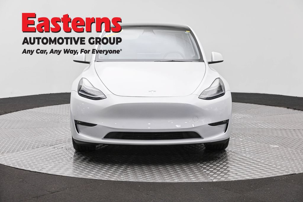 Used 2022 Tesla Model Y Long Range AWD/4WD image 3