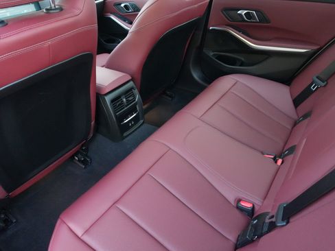 Used 2024 BMW 330i Sedan RWD image 32
